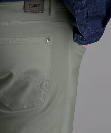 Pioneer Authentic Jeans Regular Jeans in Grey