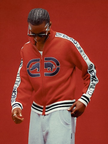 Bershka Strickjacke in Rot: Vorderseite