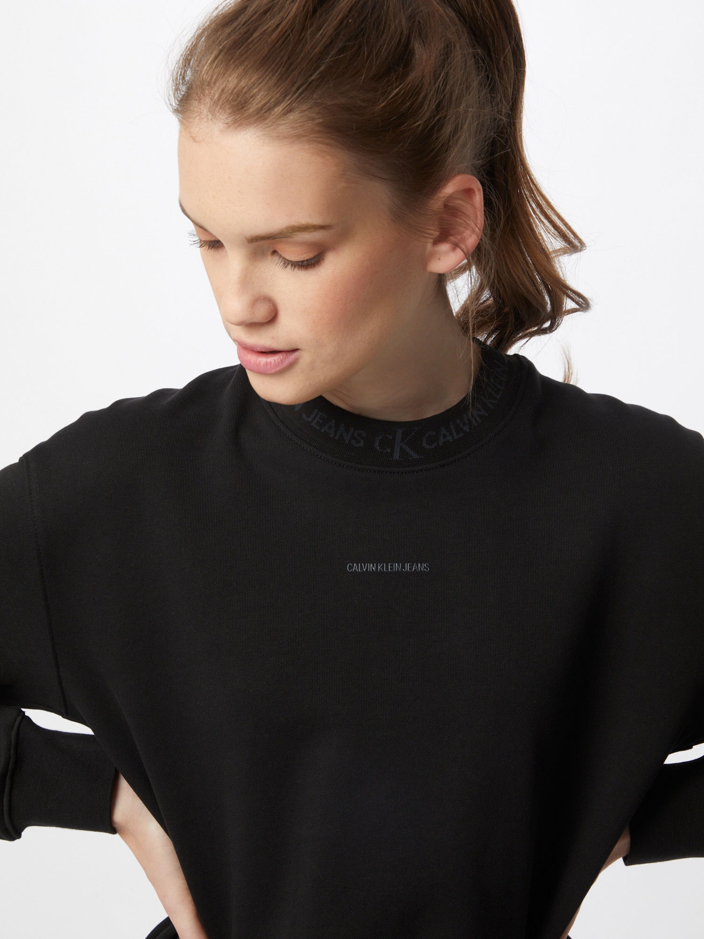 Sweats Sweat-shirt Calvin Klein Jeans en Noir 