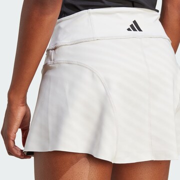 ADIDAS PERFORMANCE - Falda deportiva en blanco