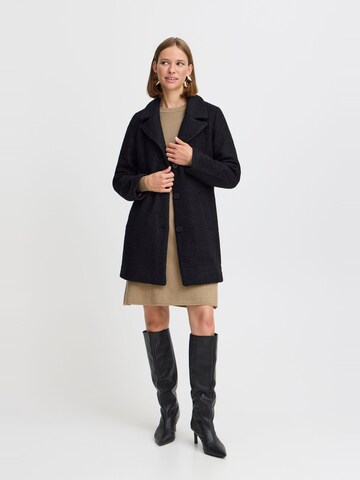 Cappotto di mezza stagione di b.young in nero