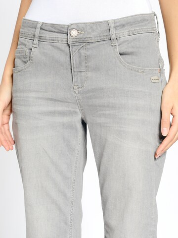 Gang Slimfit Jeans '94Amelie' in Grau