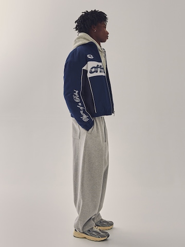 Bershka Overgangsjakke i blå