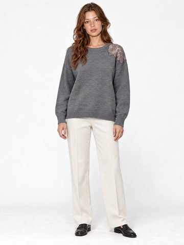 RYVAN Svetr 'Pullover' – šedá