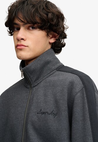 Superdry & Co Sweatjacke in Grau