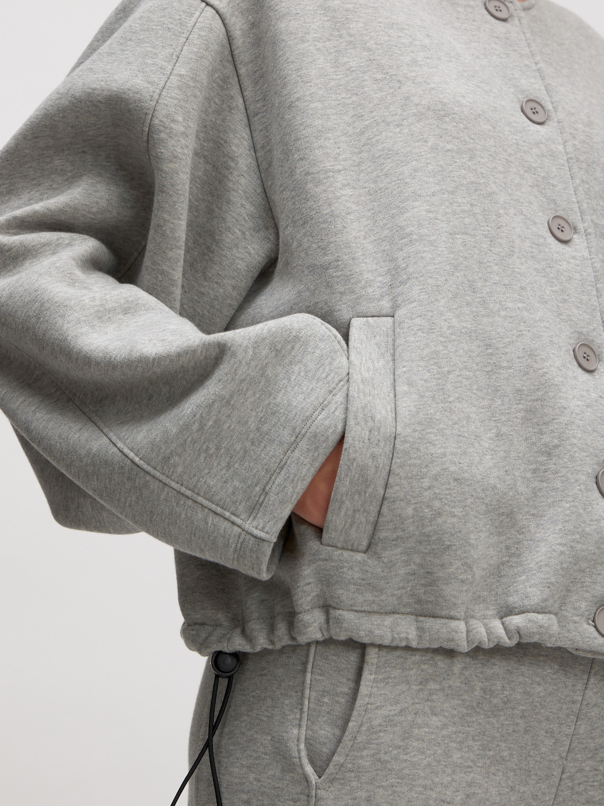 EDITED Producten Sweatvest 'Jilian' Grijs