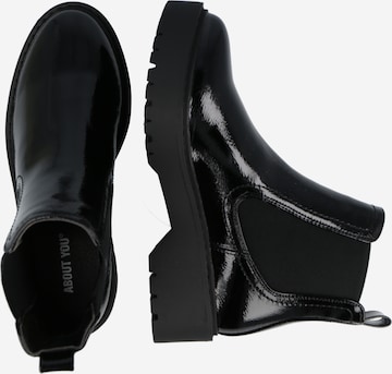 ABOUT YOU Chelsea Boots 'Emelie' in Black