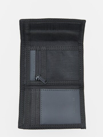 Pull&Bear Wallet in Black