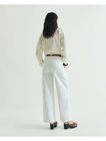 Regular Jeans de la Scalpers pe alb