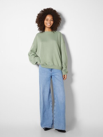 Sweat-shirt Bershka en vert