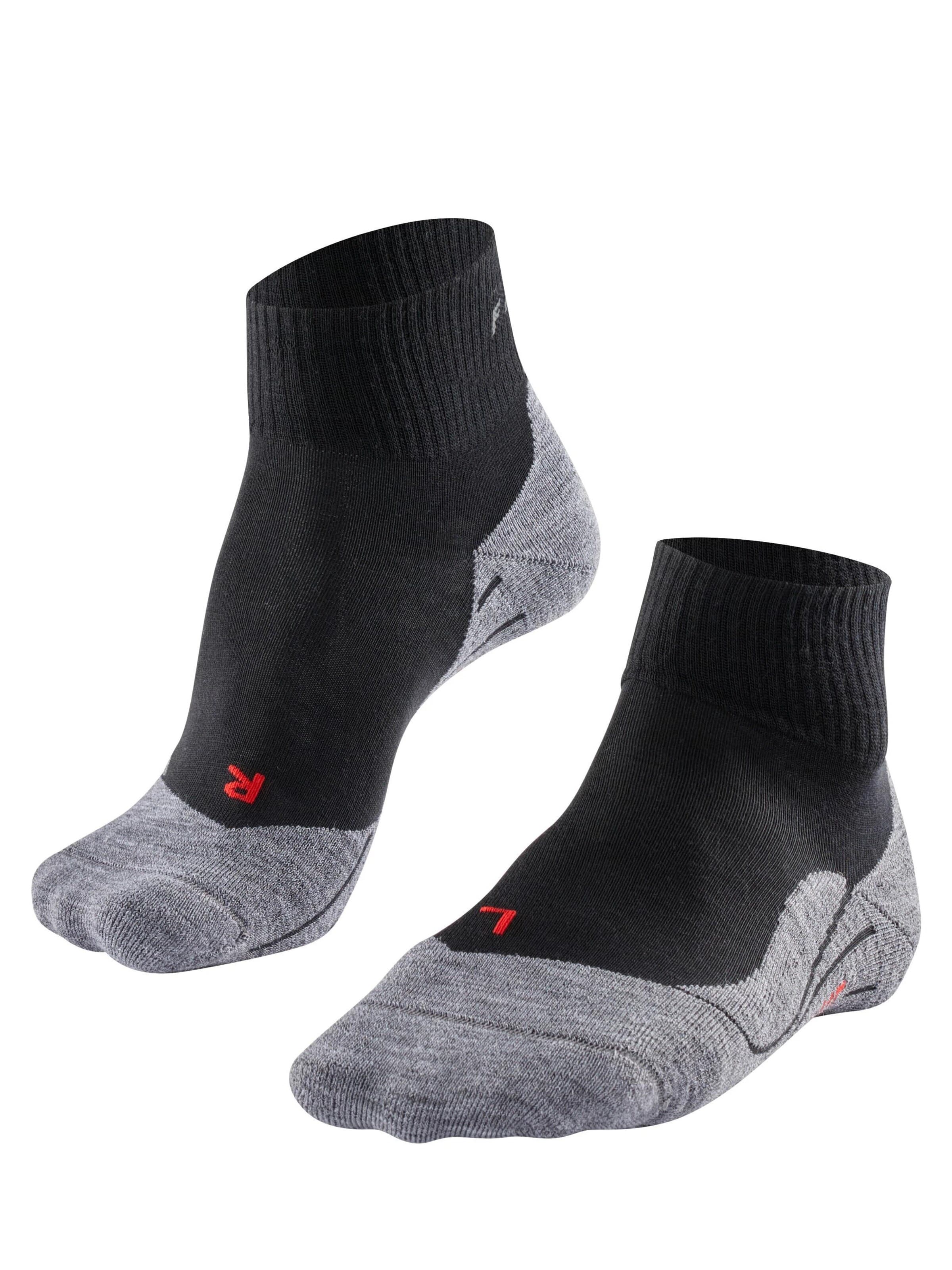 FALKE Athletic Socks 'TK5 Wander Short' in 35-36 in Black, Item view