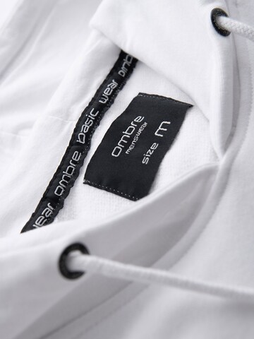 Sweat-shirt 'OM-SSPS-0158 ' Ombre en blanc