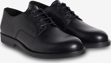 Calvin Klein Buty sznurowane w kolorze czarny: przód