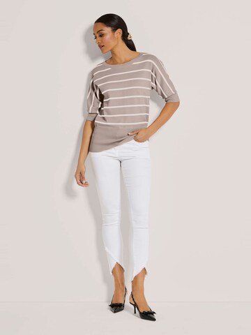 MADELEINE Trui in Wit