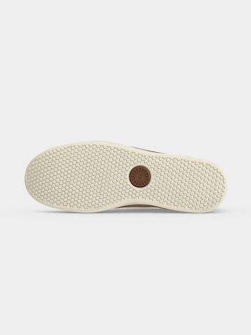 UGG - Zapatillas deportivas bajas 'South Bay' en marrón