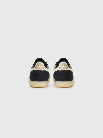 ADIDAS ORIGINALS Platform trainers 'SAMBA' in Black