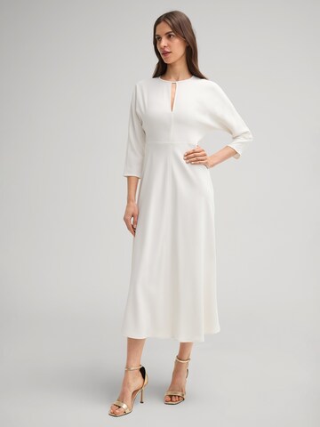 Robe 'Doreen' JOOP! en blanc