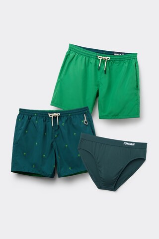 IUMAN Intimissimi Board Shorts in Green