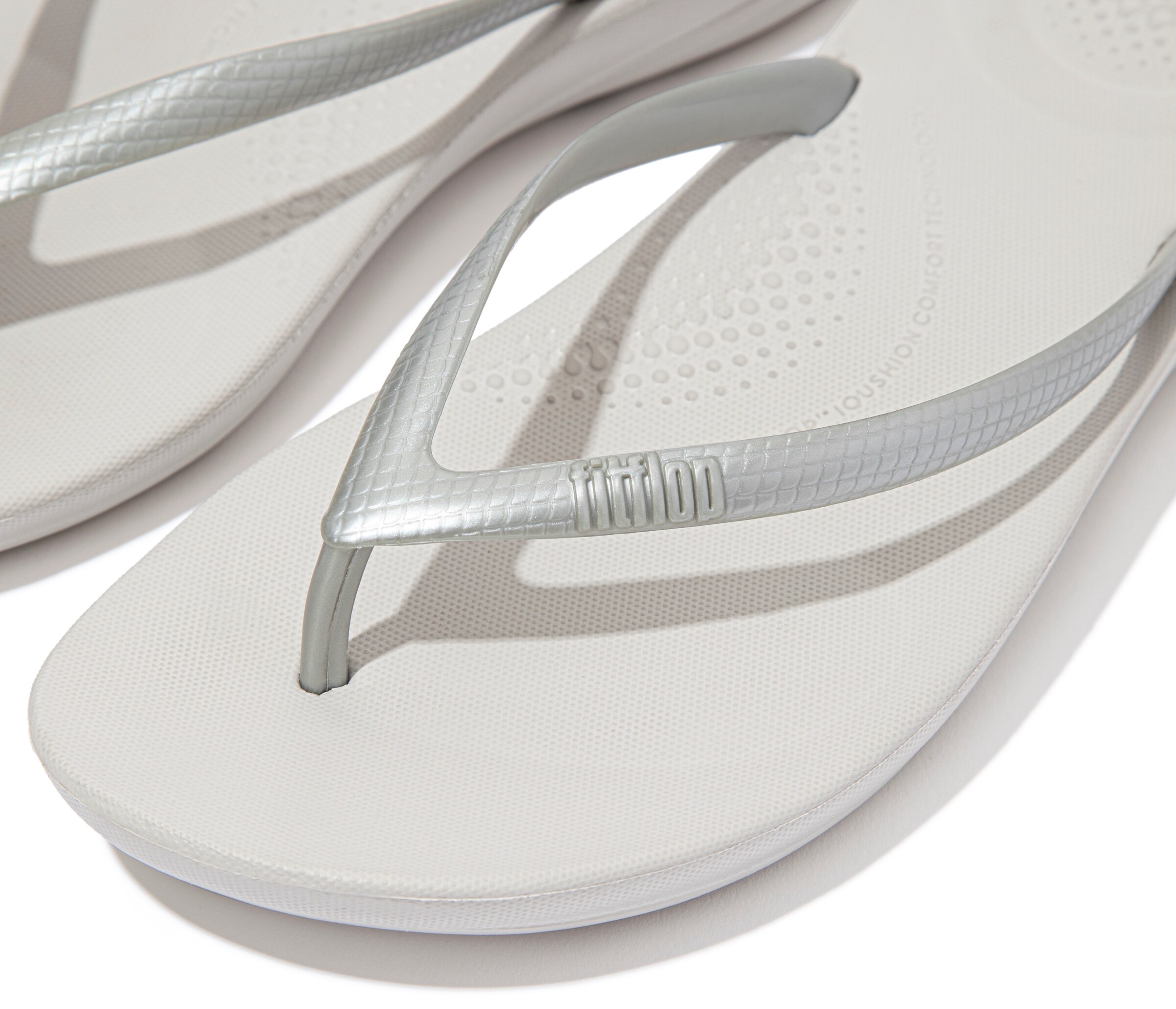 FitFlop T-Bar Sandals in Silver