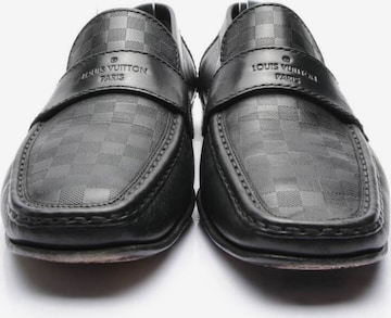 Louis Vuitton Flats & Loafers in 42 in Black