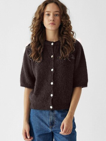 Cardigan ' Kae ' Noella en marron : devant