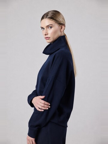 OWN Off With Nature - Sweatshirt 'Felpa Collo Alto Loose Fit in Interlock Navy' em azul