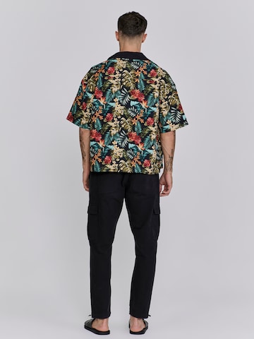 SikSilk Comfort fit Button Up Shirt in Black