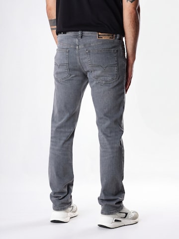DIESEL - Tapered Vaquero 'BUSTER-X' en gris