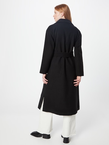 Manteau mi-saison 'Jara' ABOUT YOU en noir