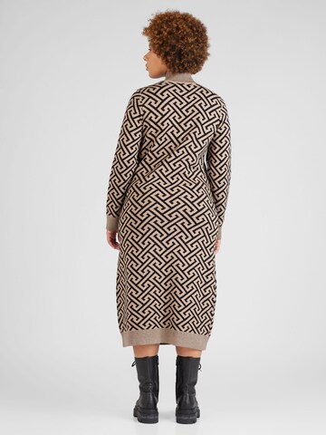 Robes en maille 'ARIA' Vero Moda Curve en beige