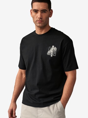 T-Shirt Next en noir : devant