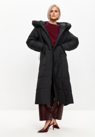 Manteau d’hiver CESARE GASPARI en noir