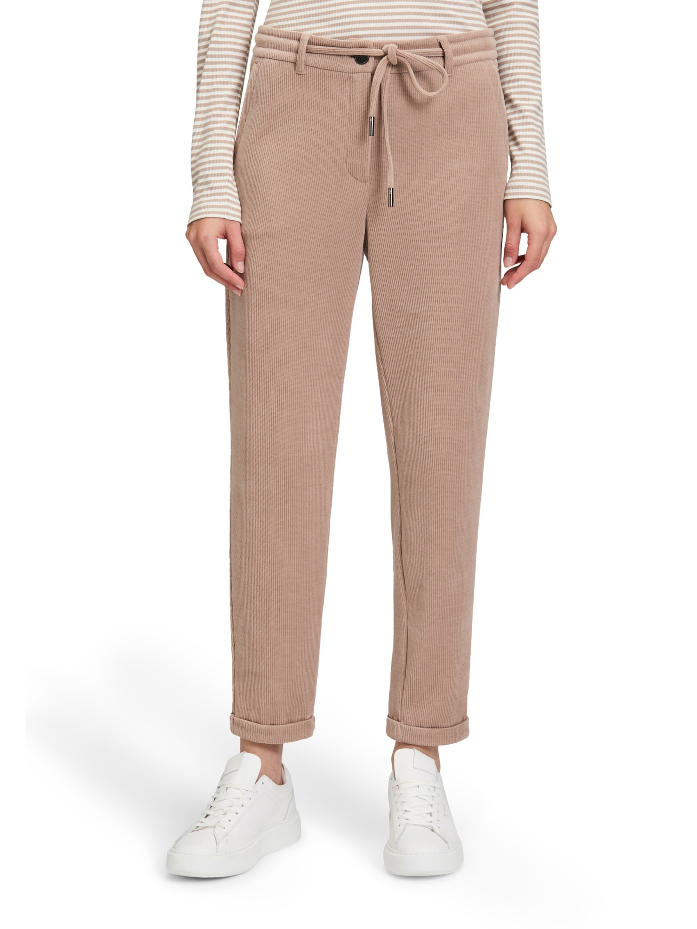 Betty & Co Loose fit Pants in Grey: front