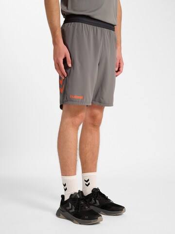Hummel Regular Sportbroek 'Blaze Pro' in Grijs: voorkant
