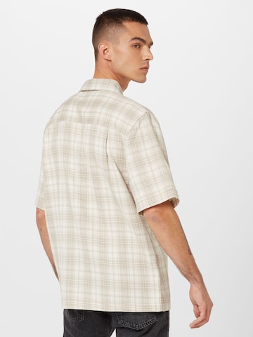 Coupe regular Chemise 'Eddie' Cotton On en beige