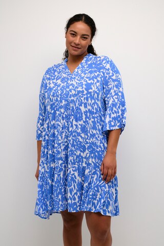 Robe 'Cella' KAFFE CURVE en bleu : devant