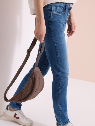 CECIL - Slimfit Vaquero 'Toronto' en azul: frente