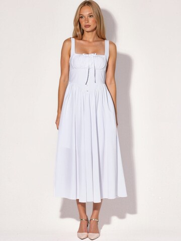 Busem Dress 'Midi' in White: front
