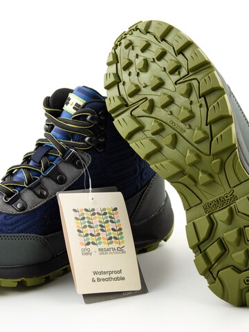 REGATTA Boots in Blue