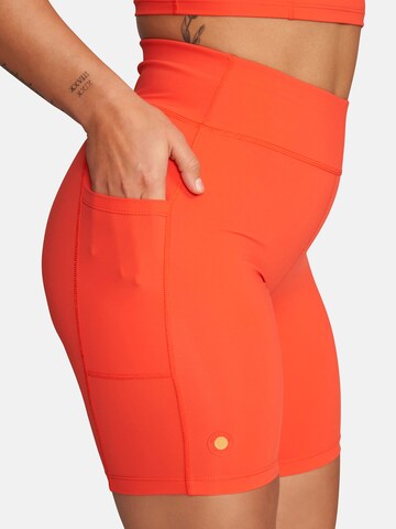 GOLD´S GYM APPAREL Skinny Sportsbukser 'JODIE' i rød