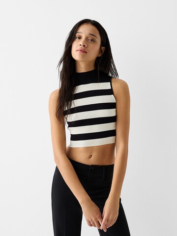 Tops en tricot Bershka en noir : devant