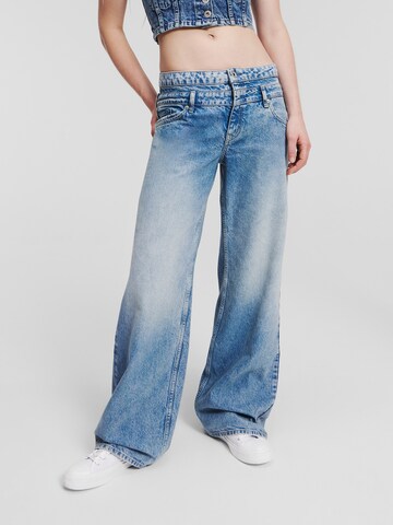 Loosefit Jean KARL LAGERFELD JEANS en bleu : devant