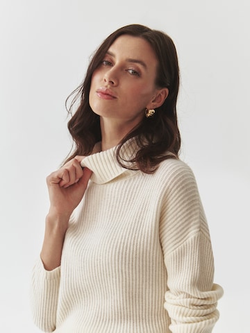 TATUUM Sweater 'Blanche' in White
