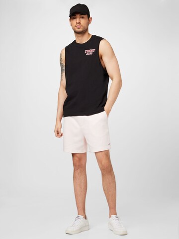 Tommy Jeans Loosefit Shorts in Pink