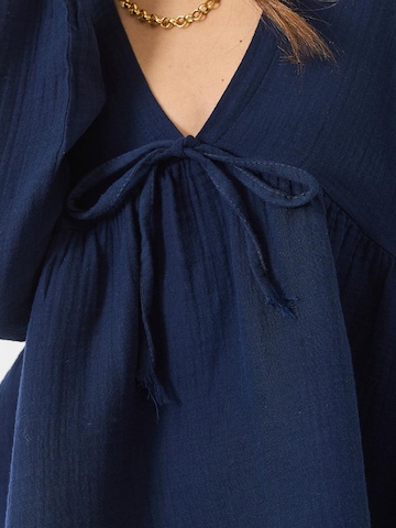Bianco Lucci - Blusa em azul