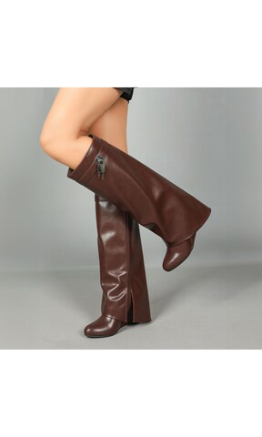 Ital-Design Boots in Brown: front