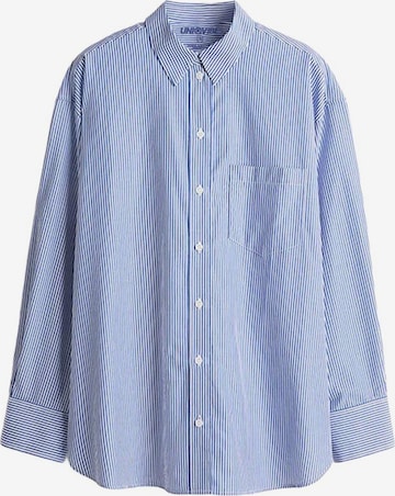 UNIQVIBE Blouse in Blauw: voorkant