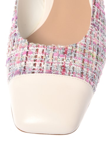 BALDININI Pumps met hoge voorkant in Beige