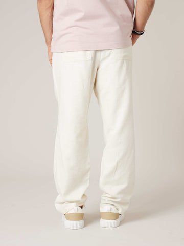 Loosefit Pantalon Deeluxe en beige