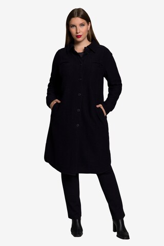 Ulla Popken Between-Season Jacket in Black: front